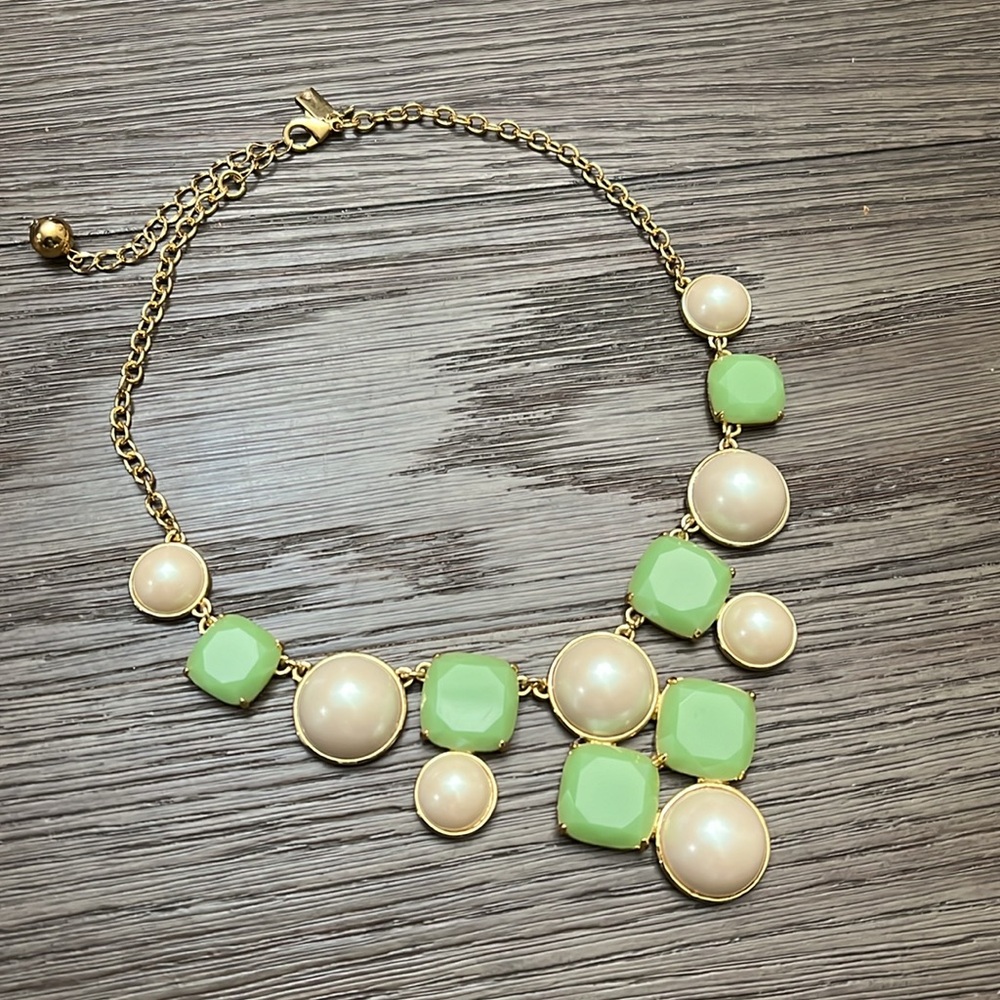 KATE SPADE NEW YORK Mint/Cream Cushion Pearl Statement Necklace